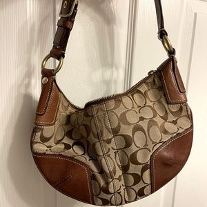 Vintage Coach shoulder bag
